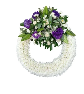 Angel Round Wreath 600