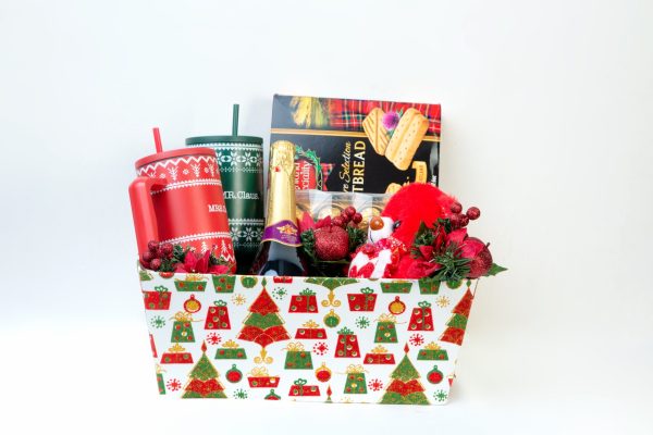 Ho Ho Ho Family Hamper - Image 2